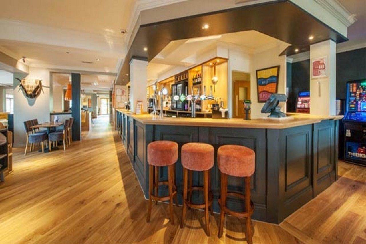 Premier Inn London ريوسليب المظهر الخارجي الصورة