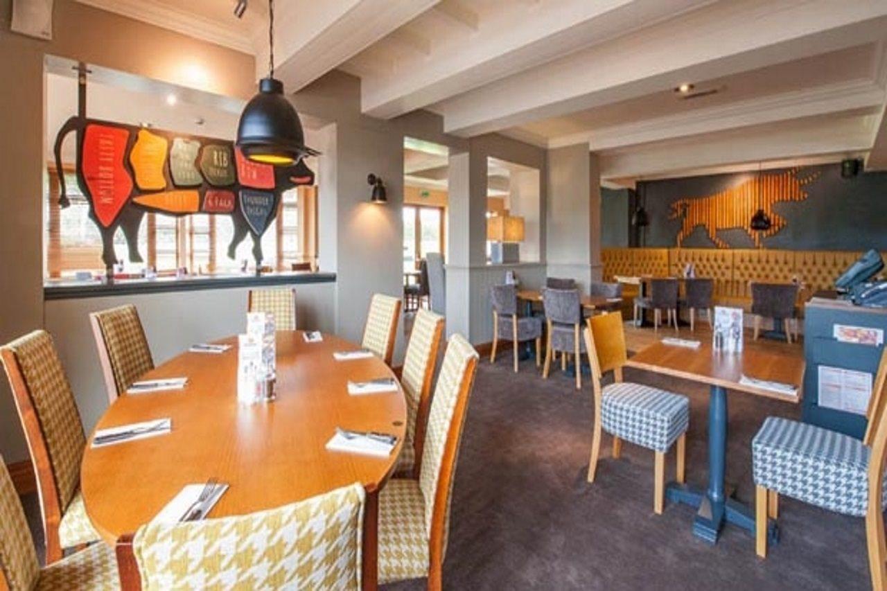 Premier Inn London ريوسليب المظهر الخارجي الصورة