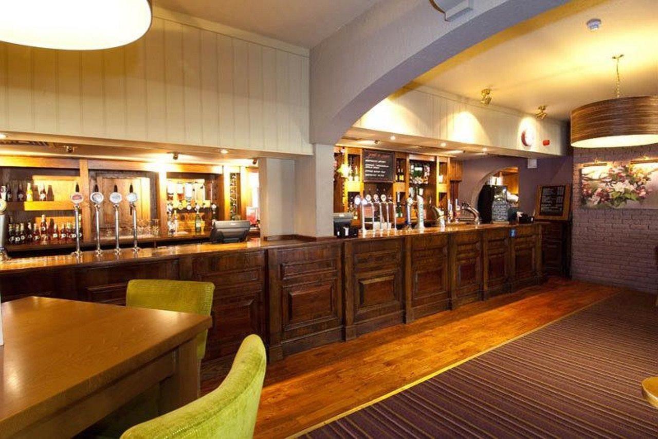 Premier Inn London ريوسليب المظهر الخارجي الصورة