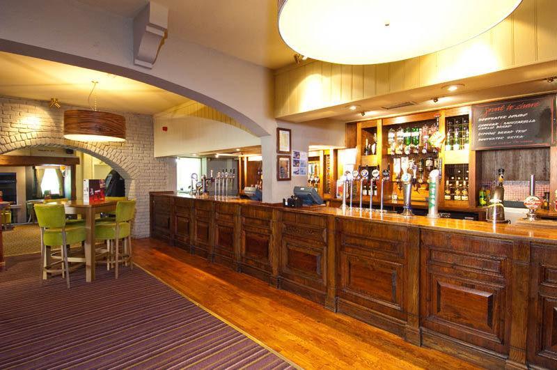 Premier Inn London ريوسليب المظهر الخارجي الصورة